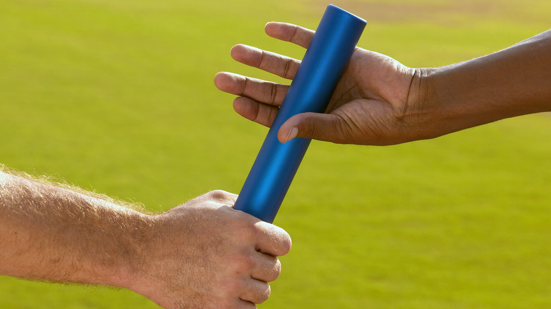 “青少年足球发展计划启动，基层体育振兴”，青少年足球训练计划制定